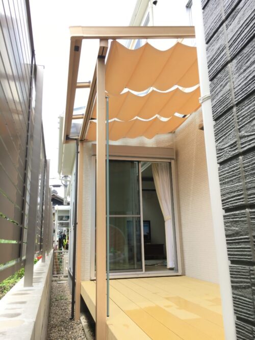 愛知県小牧市外構リフォーム工事　テラス屋根設置　シュエット　LIXIL　日除けシェード|パートナーホーム