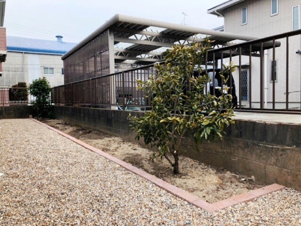 愛知県小牧市　外構リフォーム工事　カーポート設置　目隠しフェンス　施工事例|パートナーホーム