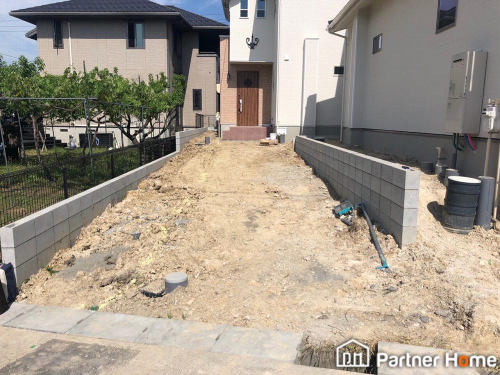 名古屋市緑区S様邸にて造成工事から新築外構エクステリア工事まで無事完成致しました。施工前比較写真です。
