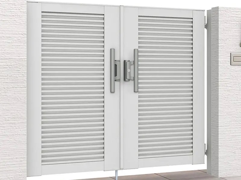 LIXIL　開き門扉ABシリーズ　YM1型・TM2型【外構エクステリア商品】LIXIL　外構　門扉　アルミ形材　モダン　シンプル　 おしゃれ　エクステリア　愛知・名古屋の外構専門店パートナーホームのエクステリア製品一覧 開き門扉AB　YM1型　07-12 両開き ナチュラルシルバーF|パートナーホーム