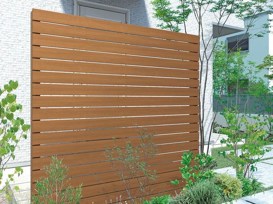 LIXIL　Dスクリーン　横張り【外構エクステリア商品】|サムネイル　フェンス　外構　モダン　 おしゃれ　エクステリア　愛知・名古屋の外構専門店パートナーホームのエクステリア　製品一覧　Dスクリーン　|パートナーホーム