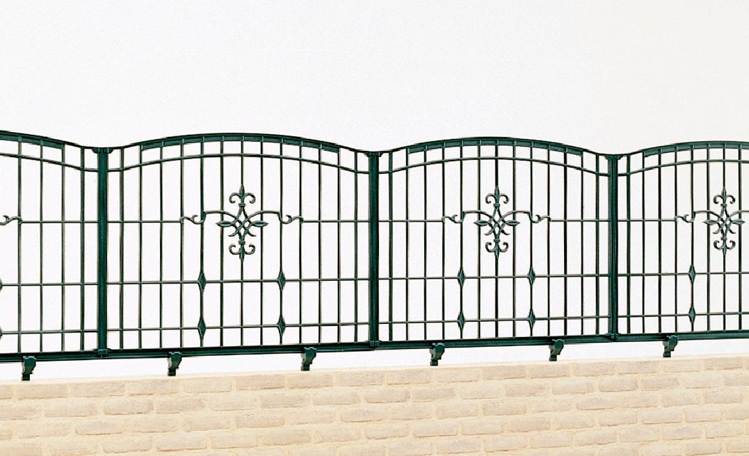 フェンス　外構　モダン　 おしゃれ　エクステリア　愛知・名古屋の外構専門店パートナーホームのエクステリア　製品一覧　キャスティナ　F型　スモークグリーン|パートナーホーム