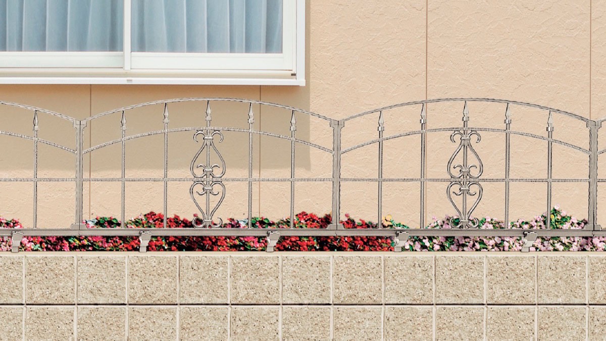 フェンス　外構　モダン　 おしゃれ　エクステリア　愛知・名古屋の外構専門店パートナーホームのエクステリア　製品一覧　コラゾン1型フェンス　シャイングレー|パートナーホーム