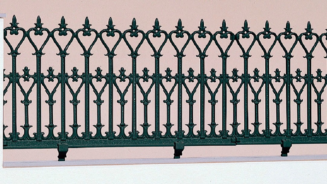 フェンス　外構　モダン　 おしゃれ　エクステリア　愛知・名古屋の外構専門店パートナーホームのエクステリア　製品一覧　カーションフェンス　マイルドブラック　T-6|パートナーホーム