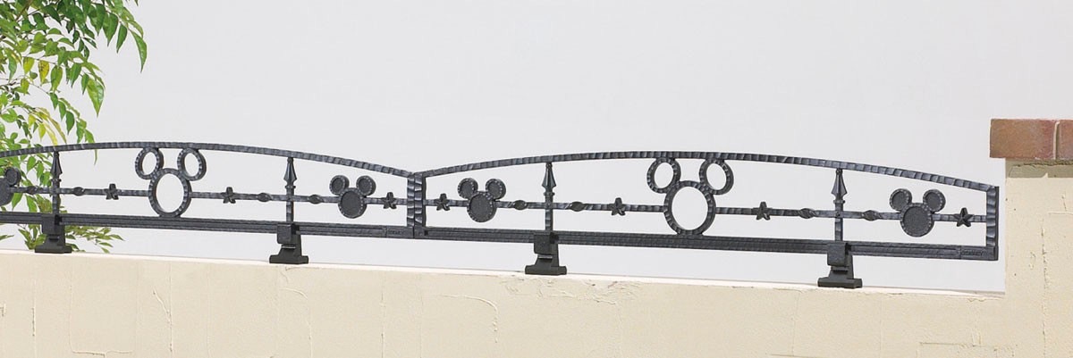 フェンス　外構　モダン　 おしゃれ　エクステリア　愛知・名古屋の外構専門店パートナーホームのエクステリア　製品一覧　ディズニーフェンス　ミニフェンス　ミッキー　A型|パートナーホーム