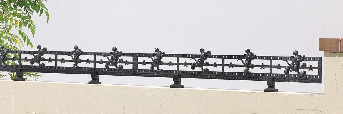 フェンス　外構　モダン　 おしゃれ　エクステリア　愛知・名古屋の外構専門店パートナーホームのエクステリア　製品一覧　ディズニーフェンス　ミニフェンス　ミッキー　C型|パートナーホーム