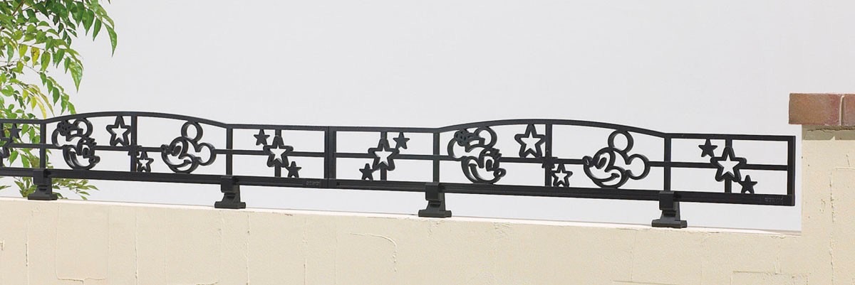 フェンス　外構　モダン　 おしゃれ　エクステリア　愛知・名古屋の外構専門店パートナーホームのエクステリア　製品一覧　ディズニーフェンス　ミニフェンス　ミッキー　D型|パートナーホーム