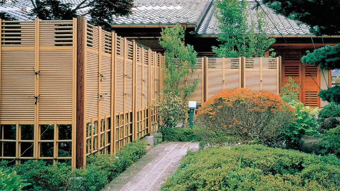 フェンス　和風竹垣フェンス＜京香（きょうか）＞　外構　和風　モダン　 おしゃれ　エクステリア　愛知・名古屋の外構専門店パートナーホームのエクステリア　製品一覧　京香　デザイン御簾垣　|パートナーホーム