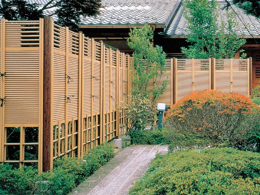 LIXIL　京香　デザイン御簾垣【外構エクステリア商品】|サムネイル　フェンス　和風竹垣フェンス＜京香（きょうか）＞　外構　和風　モダン　 おしゃれ　エクステリア　愛知・名古屋の外構専門店パートナーホームのエクステリア　製品一覧　京香　デザイン御簾垣　|パートナーホーム