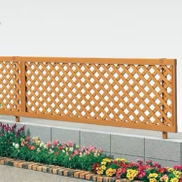 フェンス　外構　モダン　 おしゃれ　エクステリア　愛知・名古屋の外構専門店パートナーホームのエクステリア　製品一覧　J5型（密ラチス）|パートナーホーム