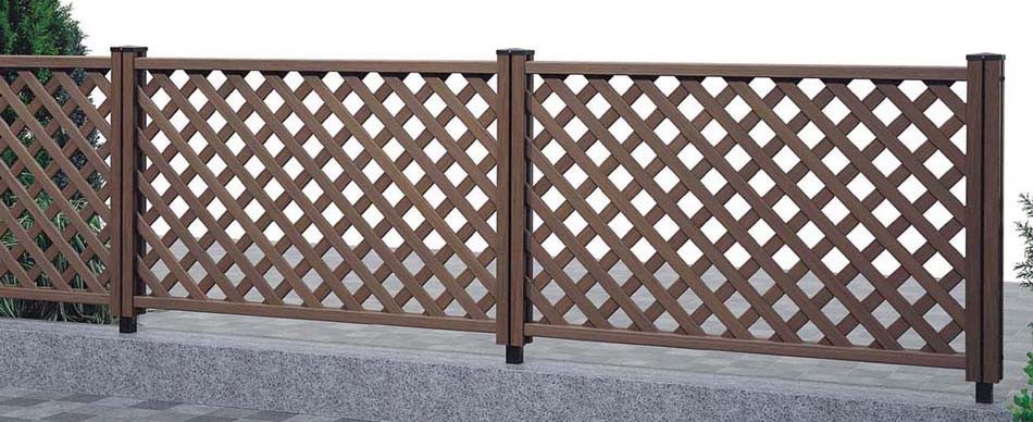 フェンス　外構　モダン　 おしゃれ　エクステリア　愛知・名古屋の外構専門店パートナーホームのエクステリア　製品一覧　5型（密ラチス）ミディアムブラウンP|パートナーホーム