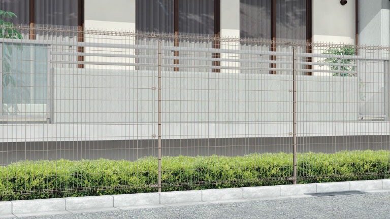 フェンス　スチール　ステンレス　外構　モダン　 おしゃれ　エクステリア　愛知・名古屋の外構専門店パートナーホームのエクステリア　製品一覧　ハイグリッドフェンス剣先2型　シャイングレー|パートナーホーム