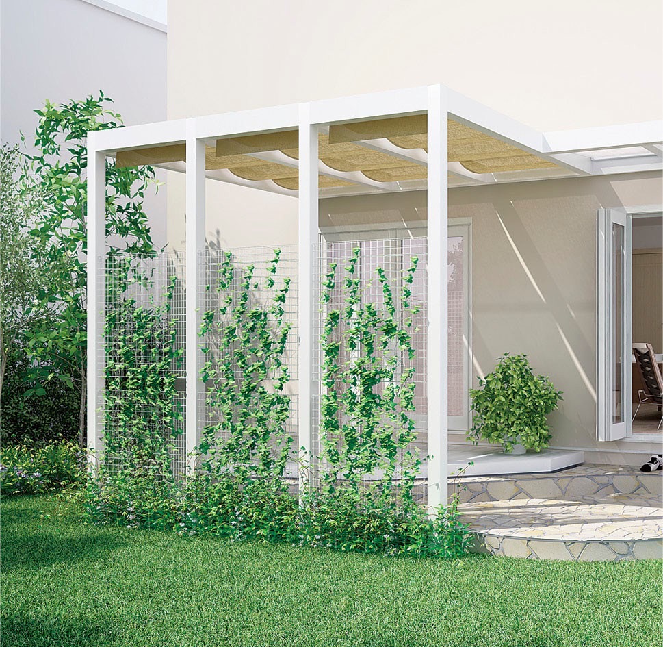 フェンス　スチール　ステンレス　外構　モダン　 おしゃれ　エクステリア　愛知・名古屋の外構専門店パートナーホームのエクステリア　製品一覧　エコリス メッシュパネル　＋Gへの取り付け例 柱を直角につなげれば腰壁付きのパーゴラに。屋根部分にもメッシュパネルが取り付けられます。|パートナーホーム