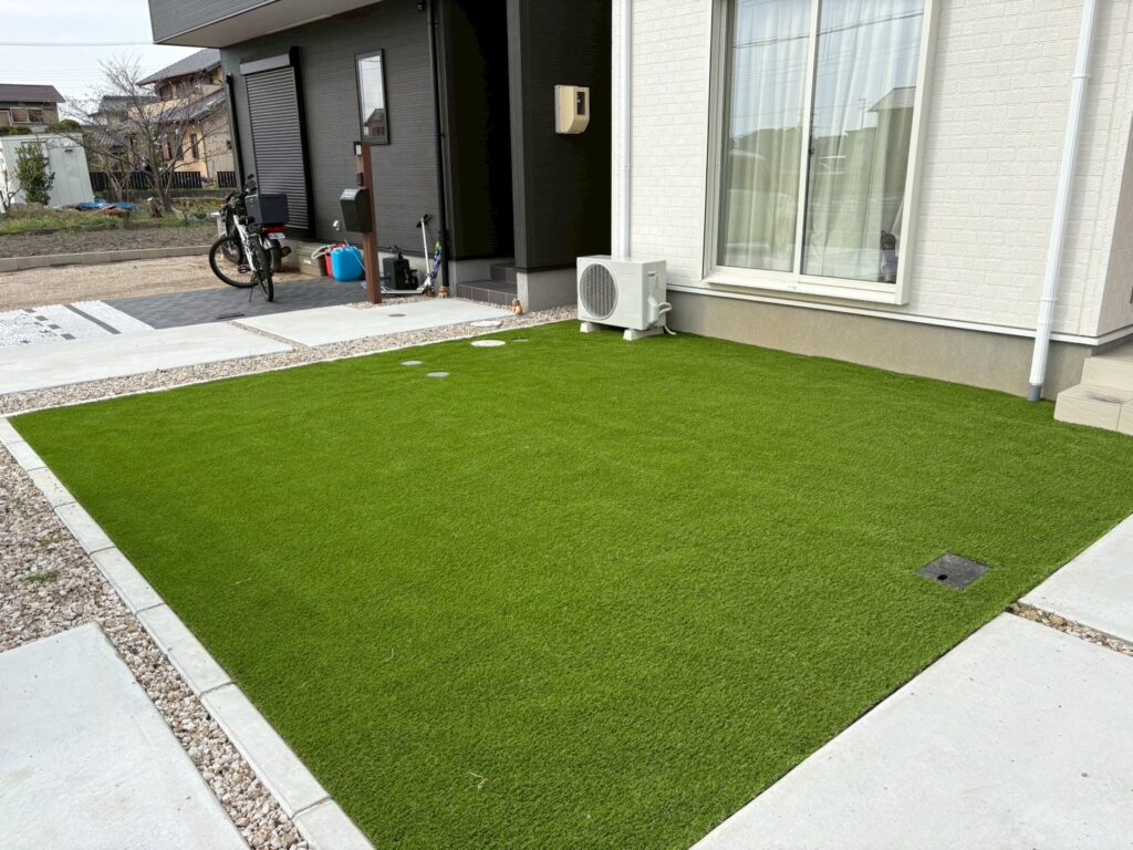 尾張旭市にてお庭の芝生敷きが完了しました！… ⸒⸒346【愛知・名古屋の外構工事専門店ブログ】尾張旭市　人工芝敷き　工事　施工　スタッフブログ　パートナーホーム名古屋店|パートナーホーム
