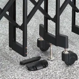 LIXIL　伸縮門扉　伸縮ゲート　外構　モダン　 おしゃれ　エクステリア　愛知・名古屋の外構専門店パートナーホームのエクステリア　製品一覧　カーゲート セレビューFシリーズ　足まわりは2タイプ キャスター式 ※転倒防止装置（別売品）付|パートナーホーム