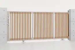 LIXIL　カーゲート　引戸　門扉　外構　モダン　 おしゃれ　エクステリア　愛知・名古屋の外構専門店パートナーホームのエクステリア　製品一覧　エススライド　エススライドC型 ２色使いで、色のおしゃれが楽しめる引戸です。|パートナーホーム