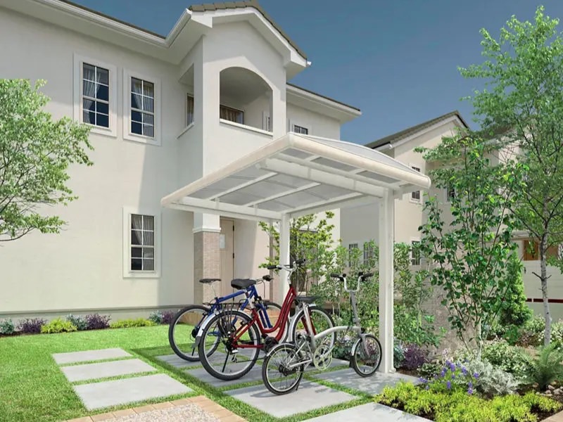 LIXIL　フーゴAプラスミニ【外構エクステリア商品】|LIXIL　駐輪場　モダン　 おしゃれ　エクステリア　愛知・名古屋の外構専門店パートナーホームのエクステリア　製品一覧　サイクルポート フーゴパーク　フーゴAプラスミニ　18-29型　ﾎﾜｲﾄ+ｴｸﾘｭｱｲﾎﾞﾘｰ（屋根材ｸﾘｱﾏｯﾄ）|パートナーホーム