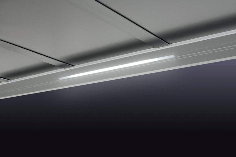 LIXIL　駐輪場　モダン　 おしゃれ　エクステリア　愛知・名古屋の外構専門店パートナーホームのエクステリア　製品一覧　ハイブリッドルーフ HBR-HA　直接照明|パートナーホーム