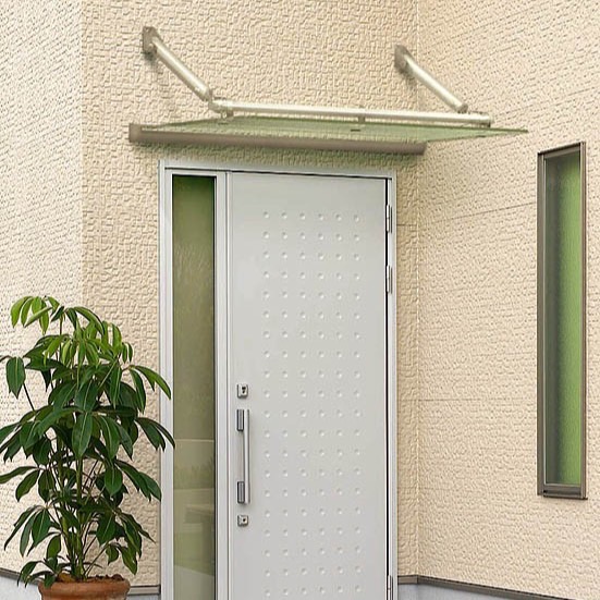 LIXIL　ひさし　軒下　縁側　モダン　 おしゃれ　エクステリア　愛知・名古屋の外構専門店パートナーホームのエクステリア　製品一覧　クリアルーフ　玄関ドアのひさしとして|パートナーホーム