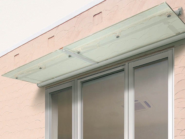 LIXIL　クリアルーフ【外構エクステリア商品】|サムネイル　LIXIL　ひさし　軒下　縁側　モダン　 おしゃれ　エクステリア　愛知・名古屋の外構専門店パートナーホームのエクステリア　製品一覧　クリアルーフ　|パートナーホーム