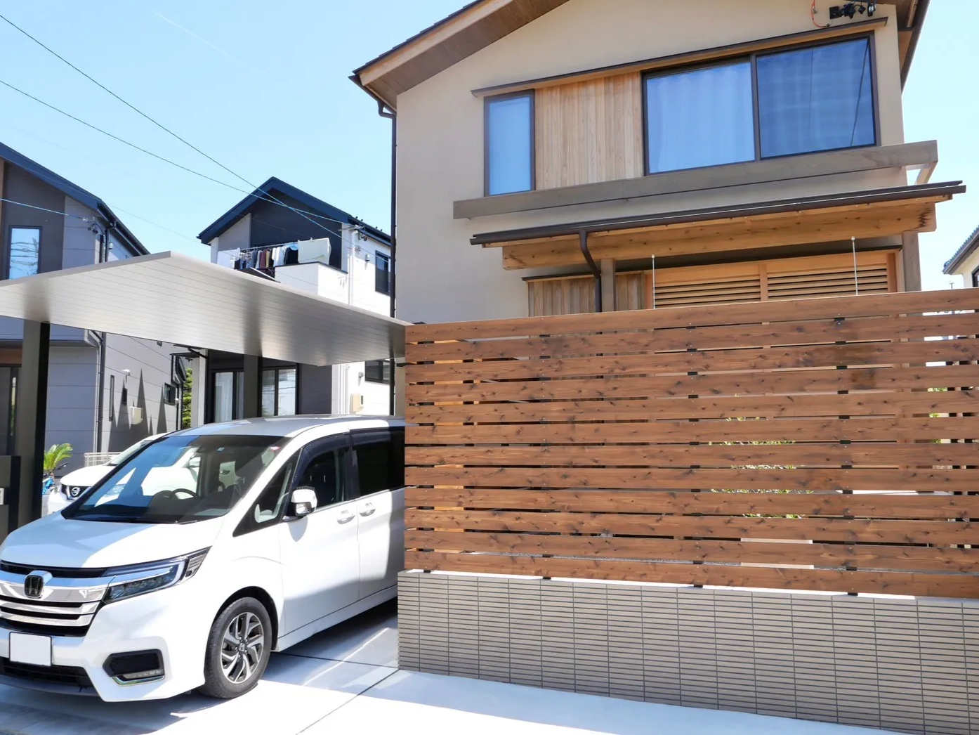 外構は色で変わる！カラー別に見るデザインアイデア集 ブラウン・ベージュ系　エクステリア　おしゃれ　パートナーホーム|パートナーホーム