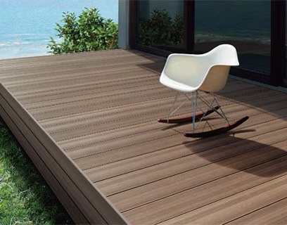 LIXIL　ガーデンスペース　ウッドデッキ　タイルデッキ　モダン　おしゃれ　エクステリア　愛知・名古屋の外構専門店パートナーホームのエクステリア　製品一覧　樹ら楽ステージ 木彫　クリエモカR|パートナーホーム