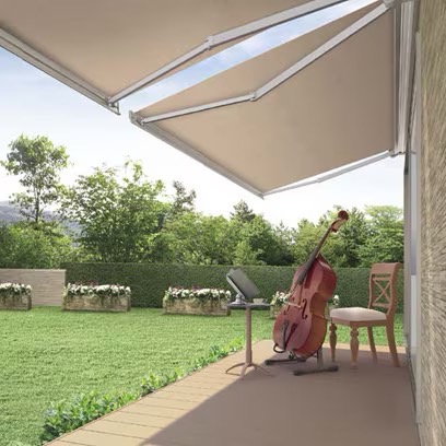 LIXIL　軒　ウッドデッキ　モダン　おしゃれ　エクステリア　愛知・名古屋の外構専門店パートナーホームのエクステリア　製品一覧　彩風　Case3 デッキが爽快アウトドアリビング空間に オーニングとのコーディネートで、デッキを開放感のある趣味のスペースに。大勢の仲間を招いてのガーデンパーティーなど、多彩な用途に活躍します。|パートナーホーム