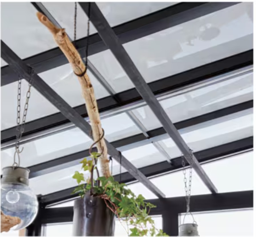 LIXIL　ひさし　軒下　縁側　ガーデンスペース　ガーデンルーム　ワンランク上　モダン　 おしゃれ　エクステリア　愛知・名古屋の外構専門店パートナーホームのエクステリア　製品一覧　ガーデンルームGF　妻梁にバーを渡せばグリーン等のハンギングに◎|パートナーホーム