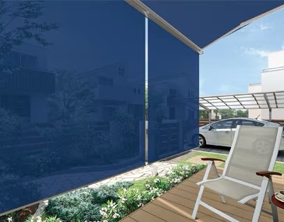 LIXIL　軒　ウッドデッキ　モダン　おしゃれ　エクステリア　愛知・名古屋の外構専門店パートナーホームのエクステリア　製品一覧　彩風　CR型　ブルー系でコーディネート タイプ：彩風CR型 キャンバス：ネイビーブルーA スクリーン：ネイビーブルー|パートナーホーム