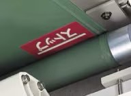 LIXIL　軒　ウッドデッキ　モダン　おしゃれ　エクステリア　愛知・名古屋の外構専門店パートナーホームのエクステリア　製品一覧　彩風　L型　安心のストップマーク（手動タイプ） 手動タイプにはキャンバスの全開をお知らせするストップマーク付き。キャンバスの出し過ぎを防止します。|パートナーホーム