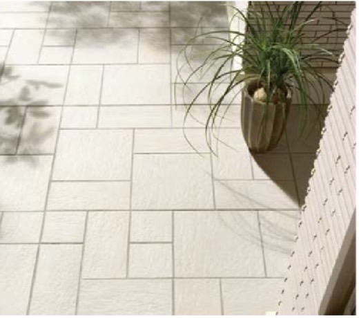 LIXIL　モダン　おしゃれ　エクステリア　愛知・名古屋の外構専門店パートナーホームのエクステリア　製品一覧　エクステリアタイル　アレス　建築の美を彩る、ライムストーンの柔らかな響きを模した床タイル。 多彩なサイズでパターン張りも自在に、デザインの幅を広げる選択肢を提供します。 すべりにくい面状で、またスロープ面状も有しているため、スロープや外構に最適です。 輝度比がしっかりとれる色の組合せで明瞭な視覚効果を実現し、機能性とシンプルさが美しい床タイルです。|パートナーホーム