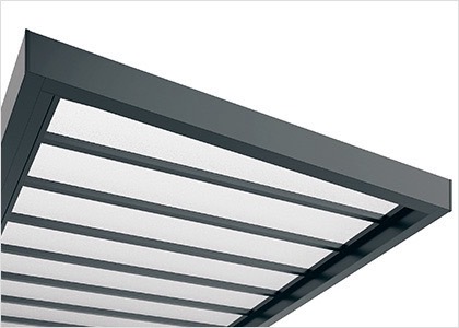 形材屋根枠　三協アルミ　モダン　おしゃれ　エクステリア　愛知・名古屋の外構専門店パートナーホームのエクステリア　製品一覧　X.スタイル（クロス.スタイル）　マルチルーフ　|パートナーホーム