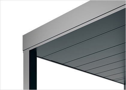 テラス　三協アルミ　モダン　おしゃれ　エクステリア　愛知・名古屋の外構専門店パートナーホームのエクステリア　製品一覧　X.スタイル（クロス.スタイル）　ガーデンルーム　天井材 天井材を設置することで、屋根下空間の温度を下げる効果があります。 断熱材を設定し、夏場の暑さ軽減を図ります。|パートナーホーム