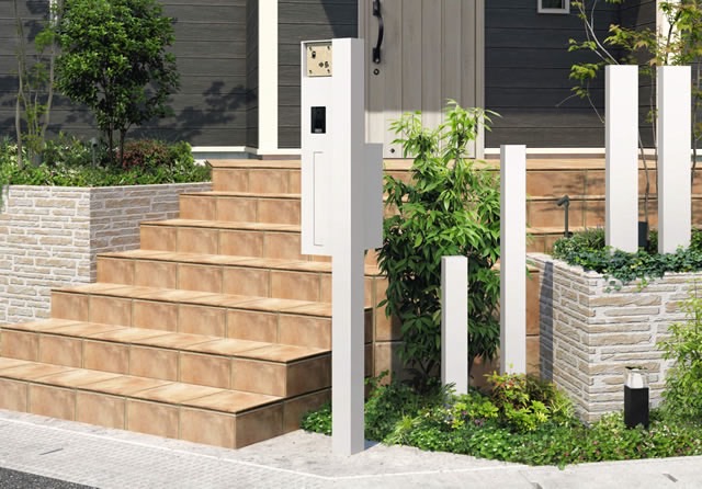 サムネイル　三協アルミ　モダン　おしゃれ　エクステリア　愛知・名古屋の外構専門店パートナーホームのエクステリア　製品一覧　門まわり装飾　マクリズム　機能ポール　機能ポール（マクリズムP）|パートナーホーム