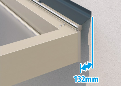 三協アルミ　モダン　おしゃれ　エクステリア　愛知・名古屋の外構専門店パートナーホームのエクステリア　製品一覧　X.スタイル（クロス.スタイル）　マルチルーフ　すき間隠しカバー 外壁とのすき間をカバーし、雨水の浸入を軽減します。|パートナーホーム