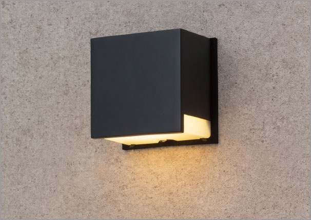 三協アルミ　モダン　おしゃれ　エクステリア　愛知・名古屋の外構専門店パートナーホームのエクステリア　製品一覧　機能ポール　　コレット　照明（DC12V・24V） 当社推奨機種の取り付けが可能です。 ●ワンダーライトを使用する場合、ワンダーライト用アクセサリーが別途必要です。|パートナーホーム