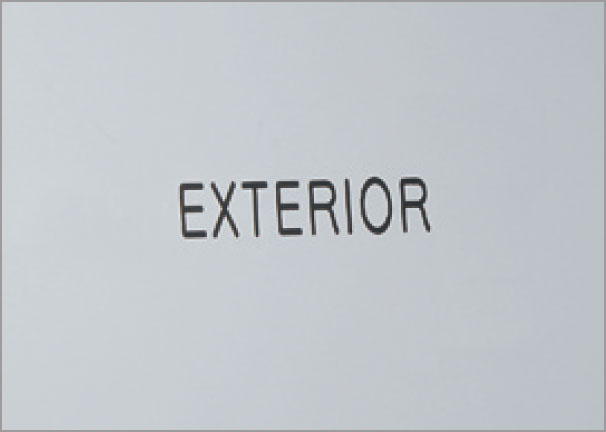 三協アルミ　モダン　おしゃれ　エクステリア　愛知・名古屋の外構専門店パートナーホームのエクステリア　製品一覧　機能ポール ステイム　アルファベットシール（同梱） 表札用に、お名前を表札部に貼ることができるアルファベットシールを同梱しています。 ●表札部に貼付できるアルファベット文字数には制限があります。|パートナーホーム