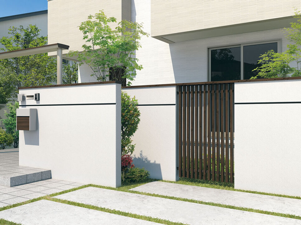 三協アルミ　モダン　おしゃれ　エクステリア　愛知・名古屋の外構専門店パートナーホームのエクステリア　製品一覧　門まわり装飾　フィオーレ　 アーチ（Lタイプ：外側木調）／ブロック笠木／ブロック笠木＋ガーデンスクリーン（壁付けタイプ）／ガーデンスクリーン（エルファード 両面タイプ） アーチ（Lタイプ：外側木調）／ブロック笠木／ブロック笠木＋ガーデンスクリーン（壁付けタイプ）／ガーデンスクリーン（エルファード 両面タイプ） 湿式塀と組み合わせたガーデンスクリーンを笠木のシャープなラインで美しくまとめた一体感のあるプラン。 アーチ：FAU（トラッドオーク・アーバングレー）／笠木：FAC（トラッドオーク・ダークブロンズ）|パートナーホーム