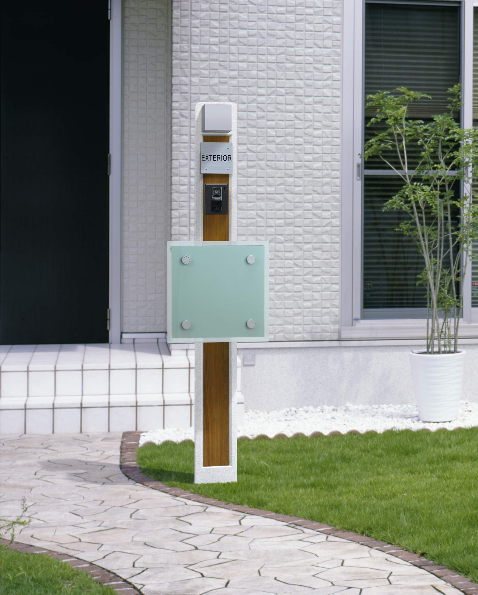 三協アルミ　モダン　おしゃれ　エクステリア　愛知・名古屋の外構専門店パートナーホームのエクステリア　製品一覧　ポスト　SWM型　|パートナーホーム