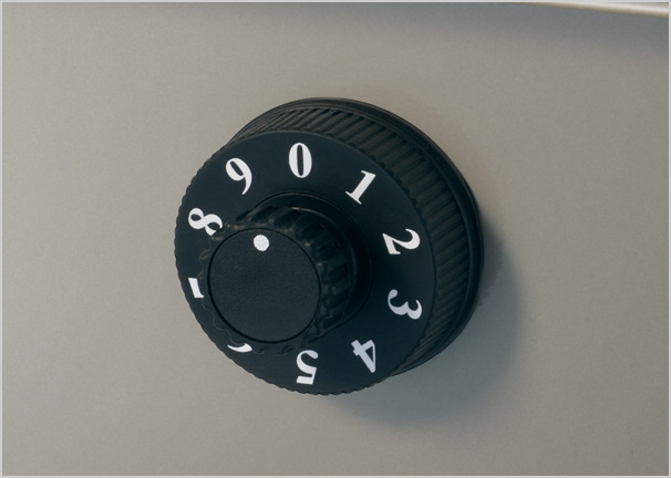 簡易錠（ダイヤル式）を標準装備 三協アルミ　モダン　おしゃれ　エクステリア　愛知・名古屋の外構専門店パートナーホームのエクステリア　製品一覧　ポスト　SWC型　|パートナーホーム