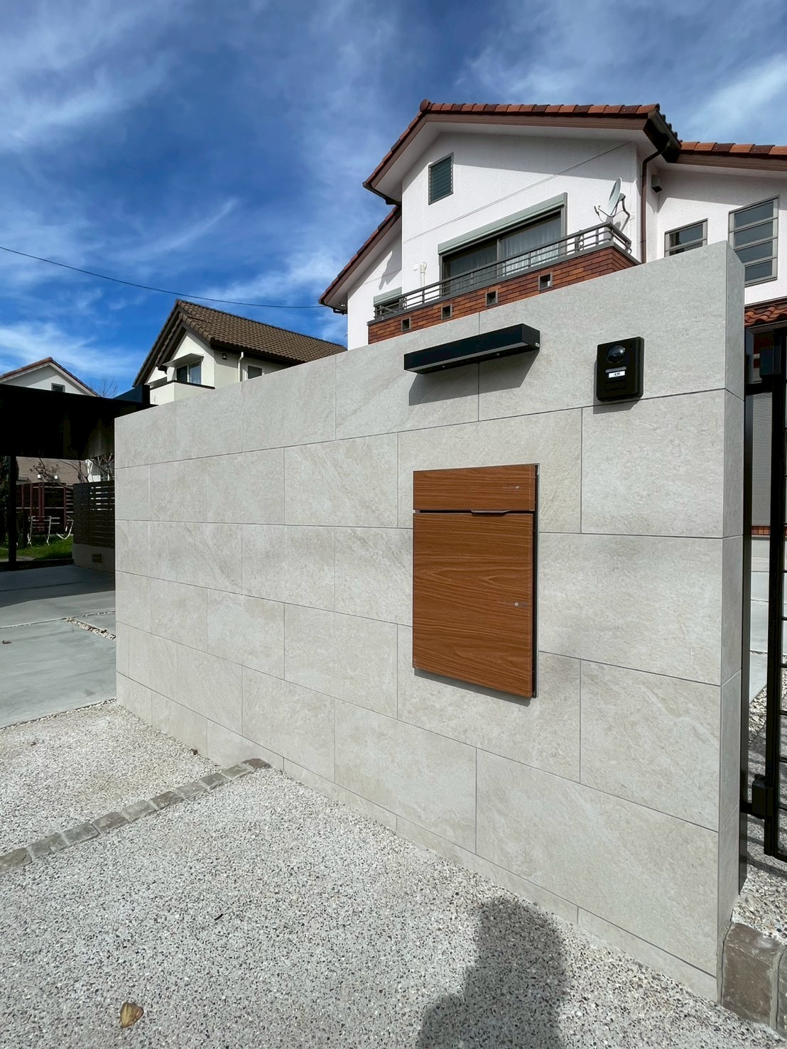 外構リフォーム　車庫　ガレージ解体工事　エクステリア　カーポート　駐車場拡張　愛知県日進市　施工業者　パートナーホーム|パートナーホーム