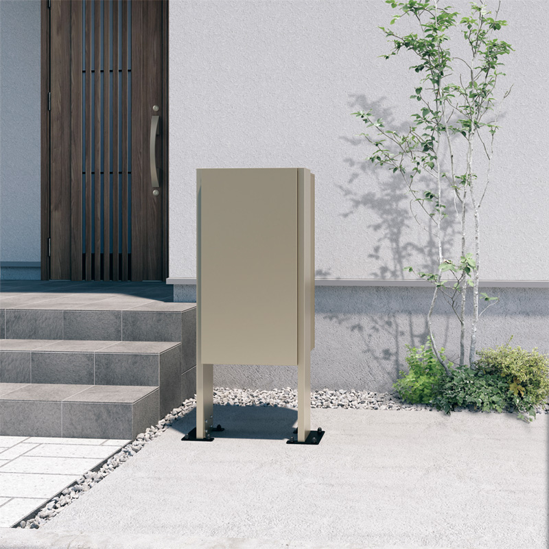 三協アルミ　モダン　おしゃれ　エクステリア　愛知・名古屋の外構専門店パートナーホームのエクステリア　製品一覧　宅配ポスト　フレムスBasic　ポールベースプレートタイプ（宅配ポスト：レギュラータイプ） アーバングレー（UC）／ポール建てタイプ（ポールベースプレートタイプ）／宅配ポスト：レギュラータイプ|パートナーホーム