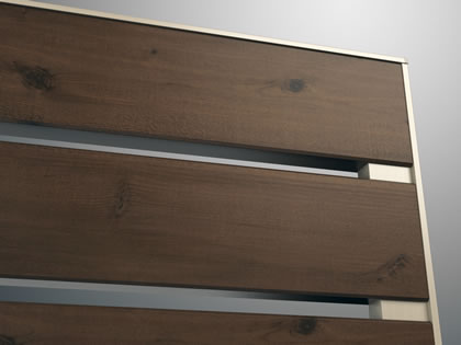 横板格子をスタイリッシュに演出する形材ライン。　Y2型　三協アルミ　門扉　モダン　おしゃれ　エクステリア　愛知・名古屋の外構専門店パートナーホームのエクステリア　製品一覧　形材門扉　フレイナ　|パートナーホーム