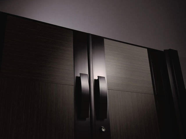 三協アルミ　門扉　モダン　おしゃれ　エクステリア　愛知・名古屋の外構専門店パートナーホームのエクステリア　製品一覧　形材門扉　J.モダン　3型　堅ろうなスタイルに和の精神が息づく。|パートナーホーム