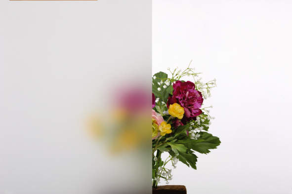 対象物まで10cm　三協アルミ　門扉　モダン　おしゃれ　エクステリア　愛知・名古屋の外構専門店パートナーホームのエクステリア　製品一覧　形材門扉　レジリア　SP型（採光パネル）|パートナーホーム