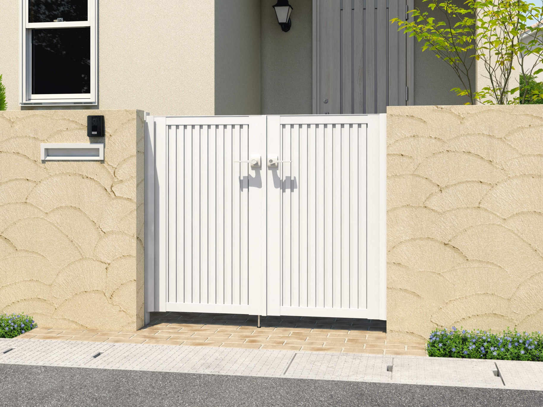 三協アルミ　レジリア　YL型・TL型【外構エクステリア商品】|サムネイル　0712/すき間ガード（吊元側）/ホワイト（WH）　三協アルミ　門扉　モダン　おしゃれ　エクステリア　愛知・名古屋の外構専門店パートナーホームのエクステリア　製品一覧　形材門扉　レジリア　TL型（たてルーバー）|パートナーホーム