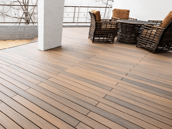 エバーエコウッドリアル　おすすめ　ウッドデッキ　ランキング　タカショー　人工木　パートナーホーム　外構工事　エクステリア|パートナーホーム