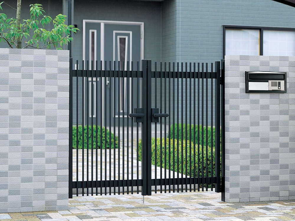 三協アルミ　形材門扉　有磯【外構エクステリア商品】|サムネイル　三協アルミ　門扉　モダン　おしゃれ　エクステリア　愛知・名古屋の外構専門店パートナーホームのエクステリア　製品一覧　形材門扉　有磯|パートナーホーム