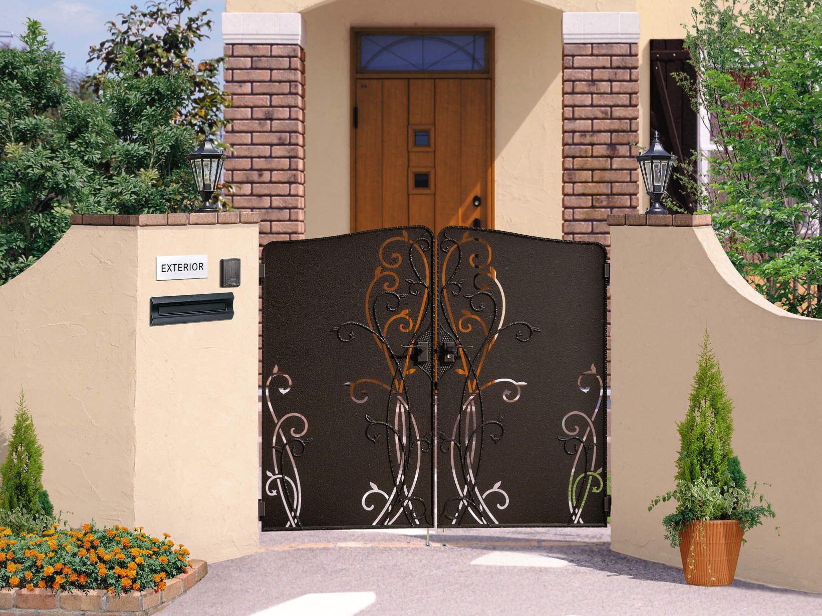 三協アルミ　鋳物門扉　ロヴァンティ【外構エクステリア商品】|三協アルミ　門まわり　モダン　おしゃれ　エクステリア　愛知・名古屋の外構専門店パートナーホームのエクステリア　製品一覧　鋳物門扉　ロヴァンティ　昼|パートナーホーム