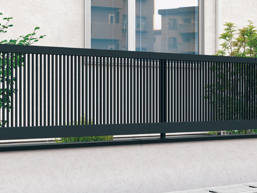 三協アルミ　形材フェンス　モンブレム【外構エクステリア商品】|サムネイル　三協アルミ　門・フェンスまわり　フェンス・スクリーン　目隠し　モダン　おしゃれ　エクステリア　愛知・名古屋の外構専門店パートナーホームのエクステリア　製品一覧　フェンス モンブレム|パートナーホーム